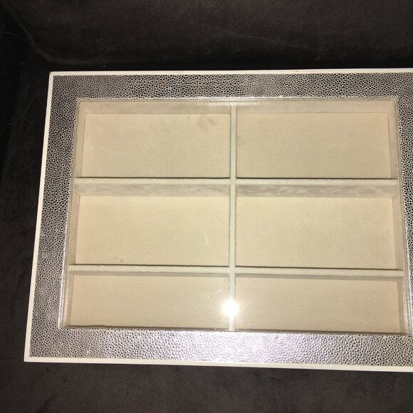 Dresser Top Glass Jewelry Box - Showstopper - NEW Crate & Barrel GAR - Picture 5 of 10